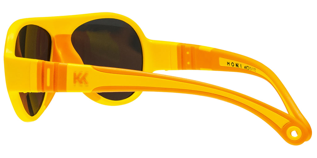 Žluté sluneční brýle pro děti se 100% UV ochranou najdete v optice Ocuway v centru Brna na ulici Pekařská 12.